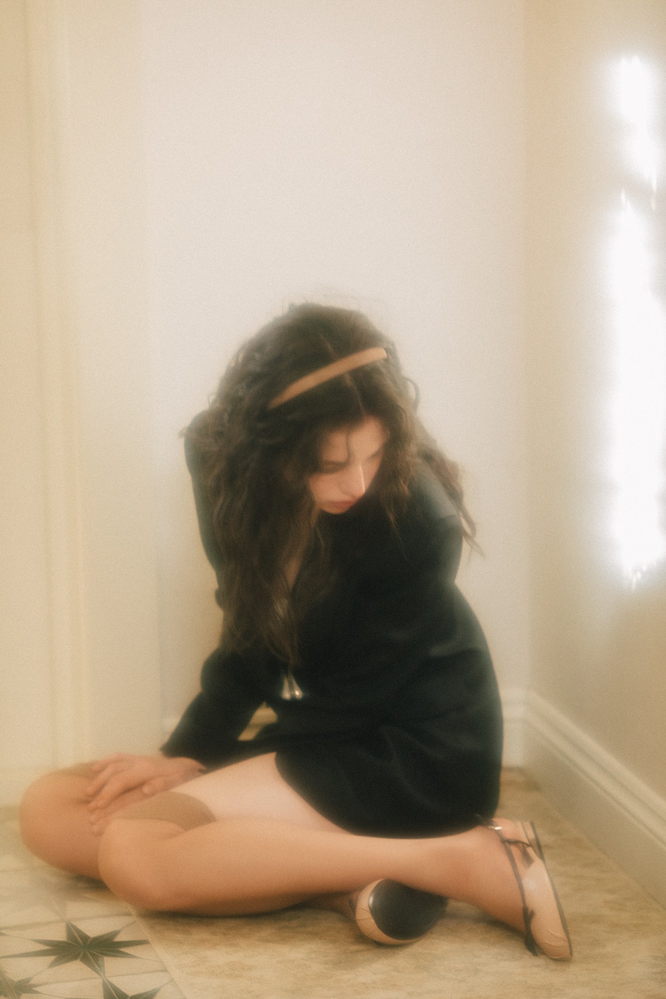 Жакет двубортный из костюмной шерсти с атласным лацканом